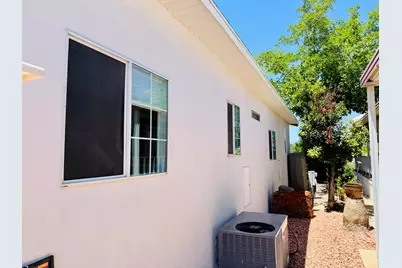 150 N 3050 E #4, Saint George, UT 84770 - Photo 4