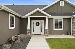 4769 N 2525 W, Cedar City, UT 84721 - Photo 2