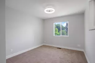 135 N 300 E, Washington, UT 84780 - Photo 24