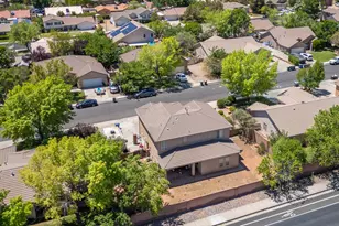 2323 E 440 N Cir, Saint George, UT 84790 - Photo 2