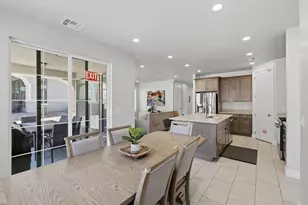 2329 E Escondido Dr, Washington, UT 84780 - Photo 8