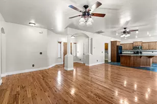 1873 S 30 W, Washington, UT 84780 - Photo 2
