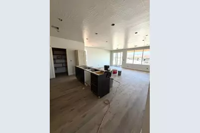 907 E Coyote Crest Dr, Washington, UT 84780 - Photo 6