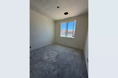 907 E Coyote Crest Dr, Washington, UT 84780 - Photo 12