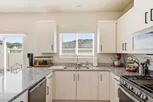 668 E Fiddlers Canyon Dr, Cedar City, UT 84721 - Photo 8