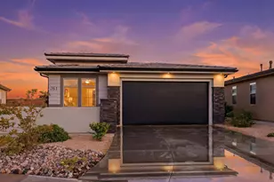 761 N Red Coral Ct, Washington, UT 84780 - Photo 2
