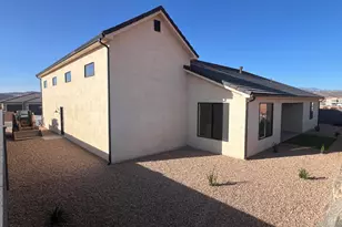 1586 S 3960 W, Hurricane, UT 84737 - Photo 32