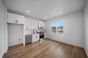 1606 S Sinawava Dr, Washington, UT 84780 - Photo 32