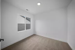 1606 S Sinawava Dr, Washington, UT 84780 - Photo 24