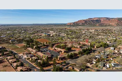 300 N 300 E #i-6, Kanab, UT 84741 - Photo 2