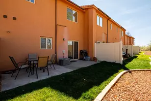 300 N 300 E, Kanab, UT 84741 - Photo 32