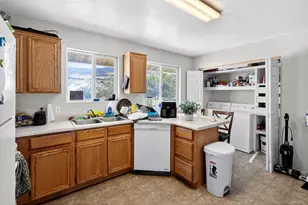 4278/4280 N Wagon Wheel Dr, Enoch, UT 84721 - Photo 8