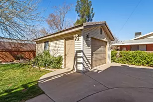 892 S Cambridge Dr, Saint George, UT 84770 - Photo 58