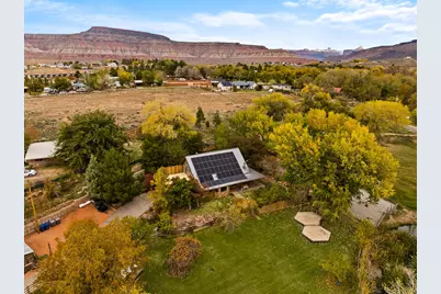 128 S 220 W, Virgin, UT 84779 - Photo 46