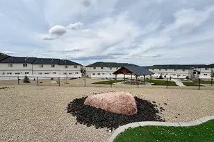 668 E Fiddlers Cove Dr, Cedar City, UT 84721 - Photo 34