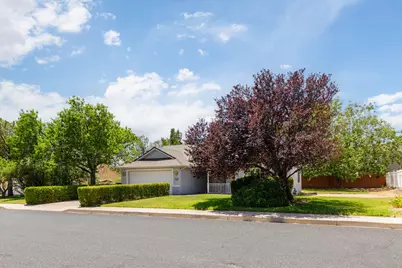 1051 N 50 E, Hurricane, UT 84737 - Photo 2