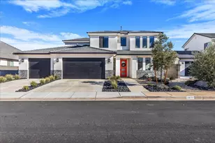 1877 S Heritage Fields Dr, Washington, UT 84780 - Photo 2