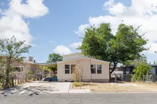 2049 W 1700 N, Saint George, UT 84770 - Photo 2