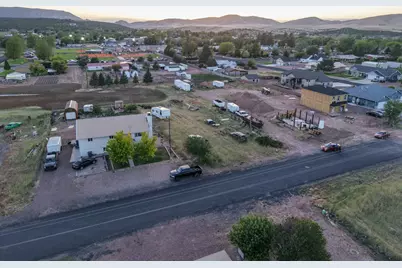 266 S 400 E, Enterprise, UT 84725 - Photo 6