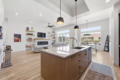 5429 W Copper Cliffs Way, Hurricane, UT 84737 - Photo 14