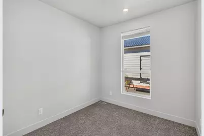 2752 W Crestview Ln, Hurricane, UT 84737 - Photo 16