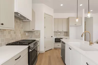 2401 Patricia Dr, Santa Clara, UT 84765 - Photo 24