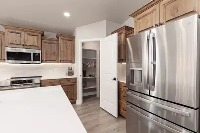 4064 S 20 E, Washington, UT 84780 - Photo 8