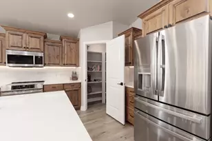 4064 S 20 E, Washington, UT 84780 - Photo 8