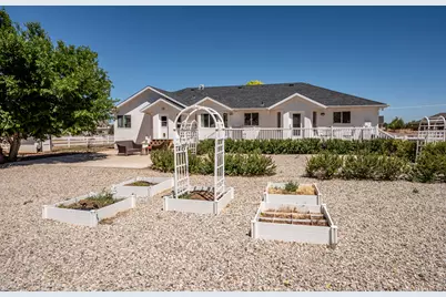 865 W Old Highway 91, Parowan, UT 84761 - Photo 56