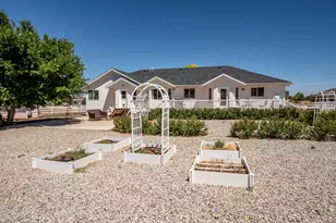 865 W Old Hwy 91, Parowan, UT 84761 - Photo 56