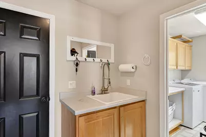 865 W Old Highway 91, Parowan, UT 84761 - Photo 20