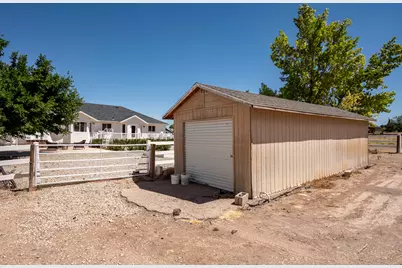865 W Old Highway 91, Parowan, UT 84761 - Photo 62