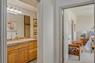 1040 N Berkshire Dr, Washington, UT 84780 - Photo 60