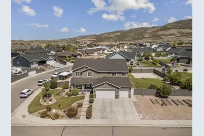 5228 N Scenic Dr, Enoch, UT 84721 - Photo 4