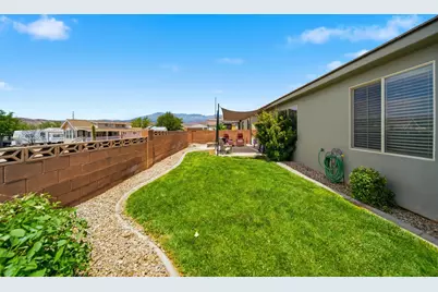 107 N 3450 W, Hurricane, UT 84737 - Photo 24
