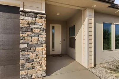 3678 E Mesa Rock Dr, Saint George, UT 84790 - Photo 2