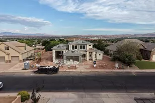 1902 S Camino Real, Washington, UT 84780 - Photo 2