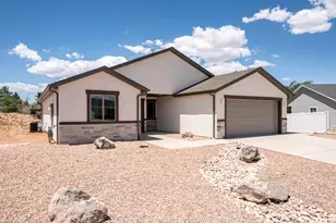 3981 N Hawks Landing Lp, Enoch, UT 84721 - Photo 2