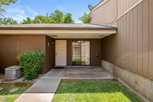 947 W Bloomington Dr S, Saint George, UT 84790 - Photo 2