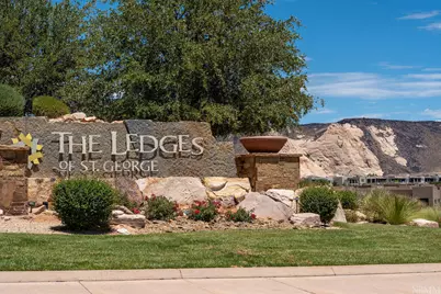 4792 N White Rocks Dr, Saint George, UT 84770 - Photo 32