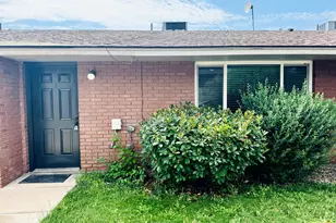 214 Cactus Ln, Washington, UT 84780 - Photo 1