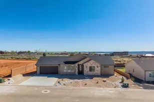 1193 W Kokopelli St, Hildale, UT 84784 - Photo 70