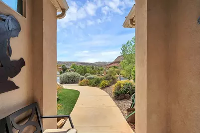 2789 S Tonaquint Dr, Saint George, UT 84790 - Photo 4