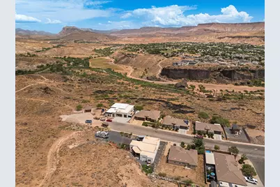 1296 N Main St, Hurricane, UT 84737 - Photo 38