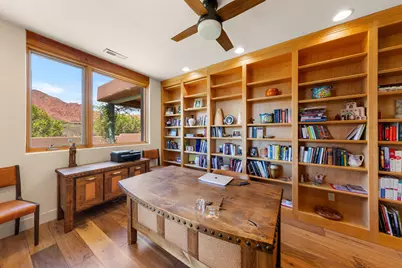 1215 Tuweap Dr, Ivins, UT 84738 - Photo 24