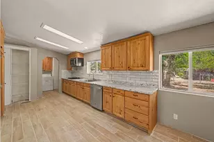 256 W Sheltie Ln, Enoch, UT 84721 - Photo 12