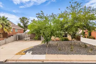 345 E 400 S, Saint George, UT 84770 - Photo 2