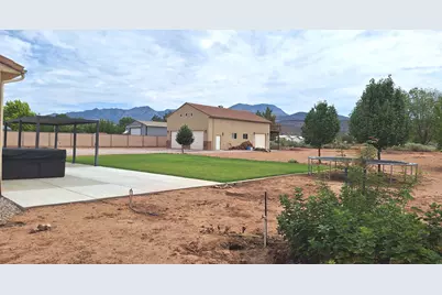 7776 N Wagon Rd #Diamond Valley, Saint George, UT 84770 - Photo 34