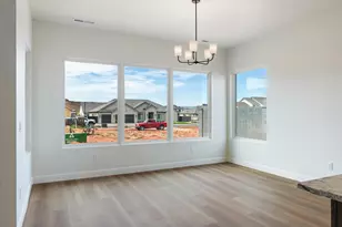 426 E Forrest Paddock Dr, Washington, UT 84780 - Photo 8