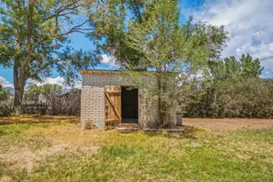 142 W 200 N, Panguitch, UT 84759 - Photo 34
